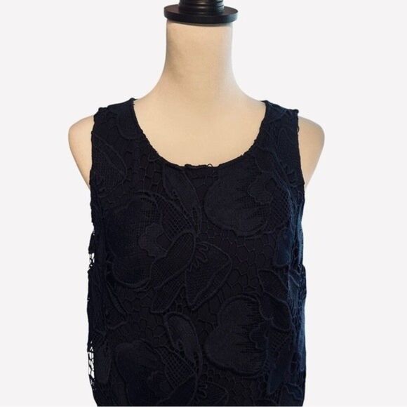 Merona Navy Blue Sleeveless Shirt Sz M - Picture 3 of 9
